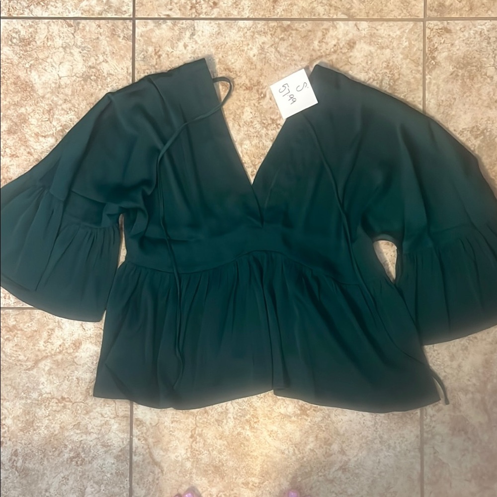 Elegant Green Women's Top